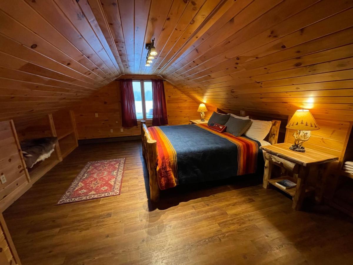 Adirondack Lake Cabins Hotel Indian Lake Екстериор снимка