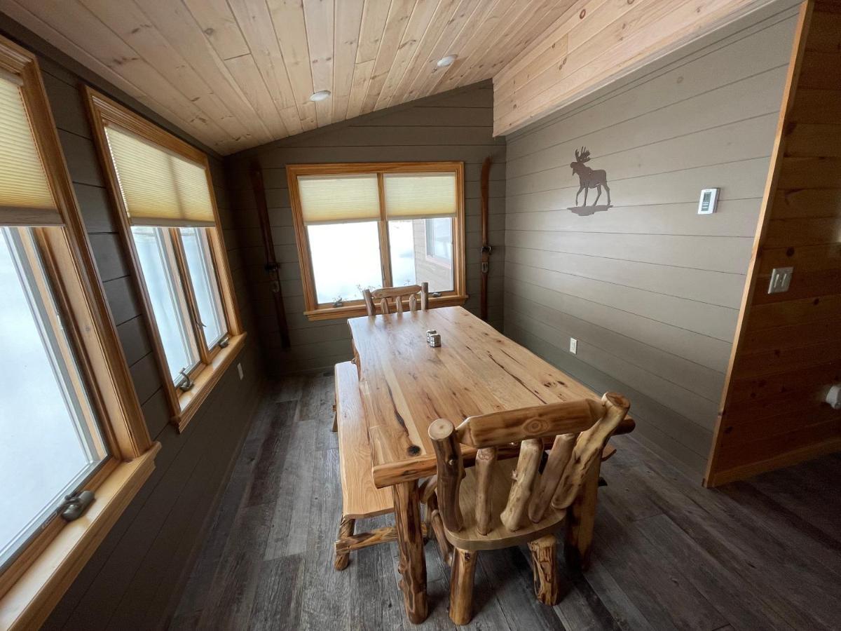 Adirondack Lake Cabins Hotel Indian Lake Екстериор снимка