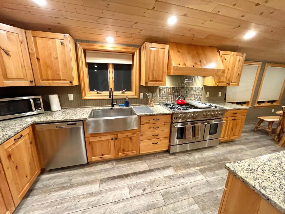 Adirondack Lake Cabins Hotel Indian Lake Екстериор снимка