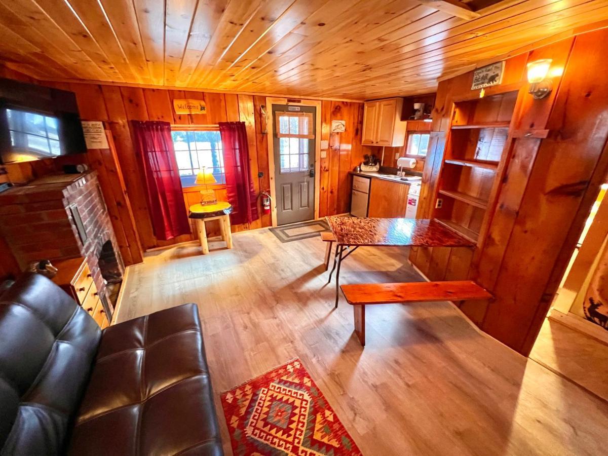 Adirondack Lake Cabins Hotel Indian Lake Екстериор снимка