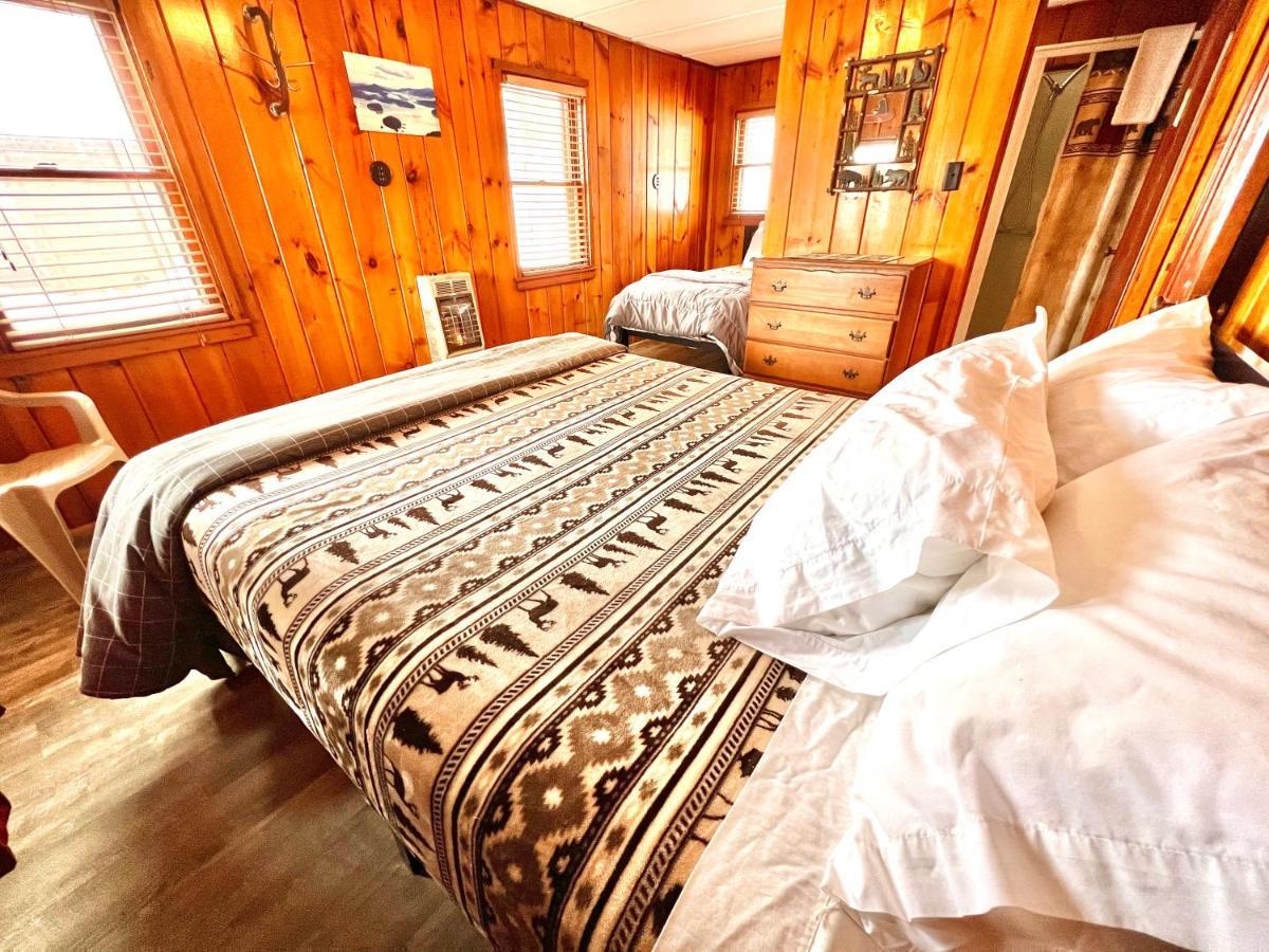 Adirondack Lake Cabins Hotel Indian Lake Екстериор снимка