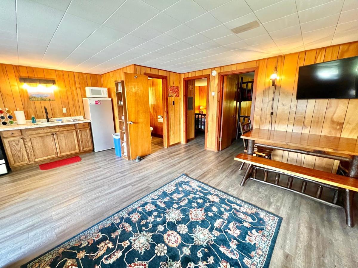 Adirondack Lake Cabins Hotel Indian Lake Екстериор снимка