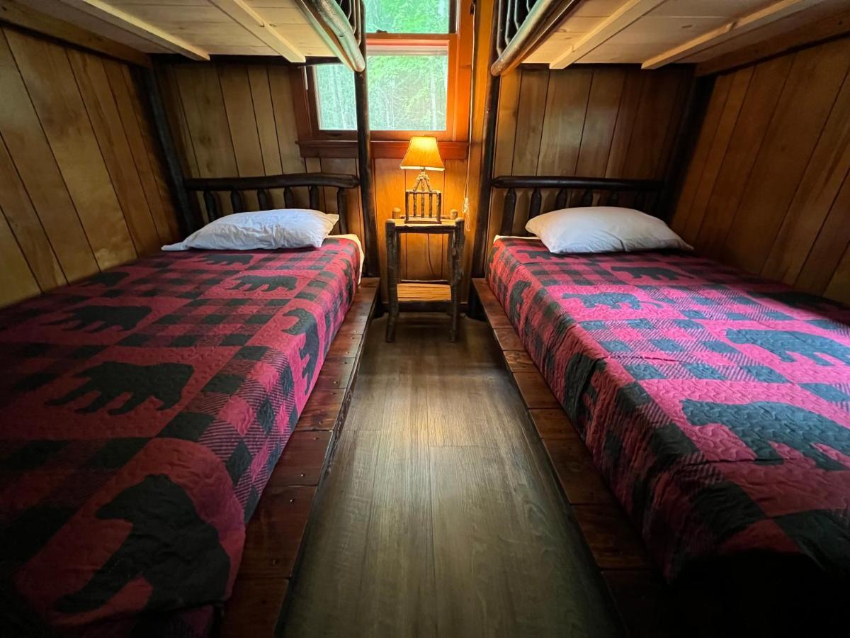 Adirondack Lake Cabins Hotel Indian Lake Екстериор снимка
