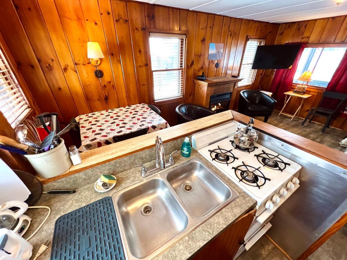 Adirondack Lake Cabins Hotel Indian Lake Екстериор снимка