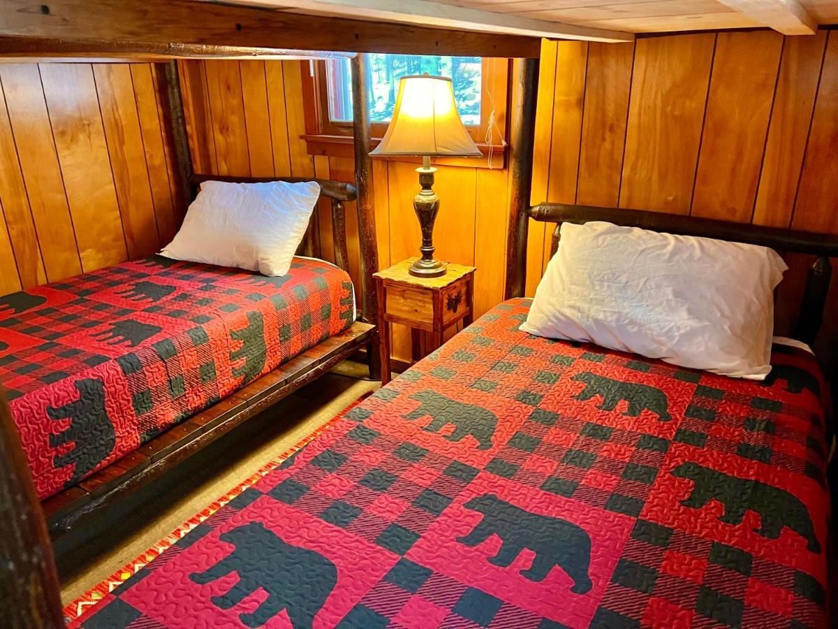Adirondack Lake Cabins Hotel Indian Lake Екстериор снимка